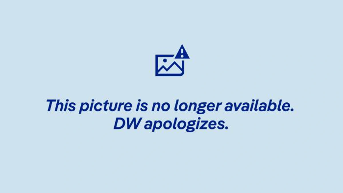 نمایی از مسابقه هامبورگ و ماینتس در بوندس لیگا